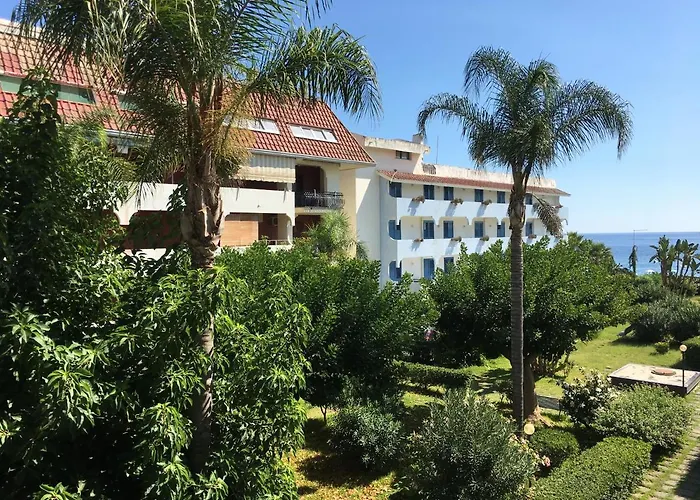 Baia Degli Dei - Living La Nike