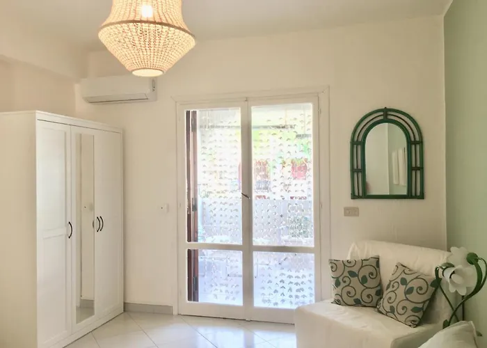 Baia Degli Dei - Living La Nike * Giardini Naxos