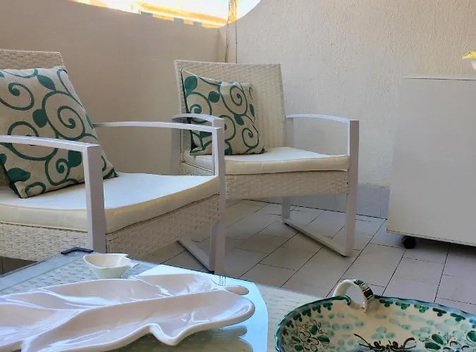 Baia Degli Dei - Living La Nike Apartment *